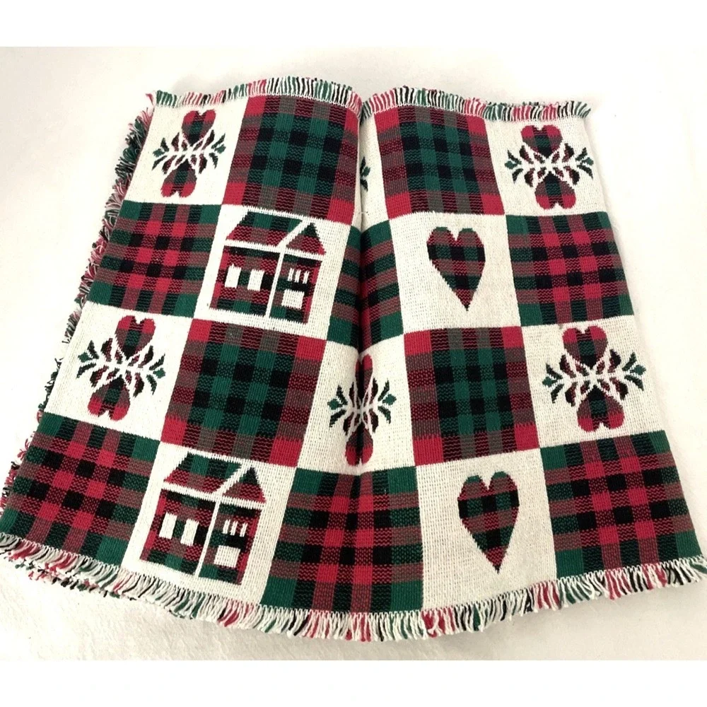 Vintage Dayton Hudson 1997 Table Runner 72